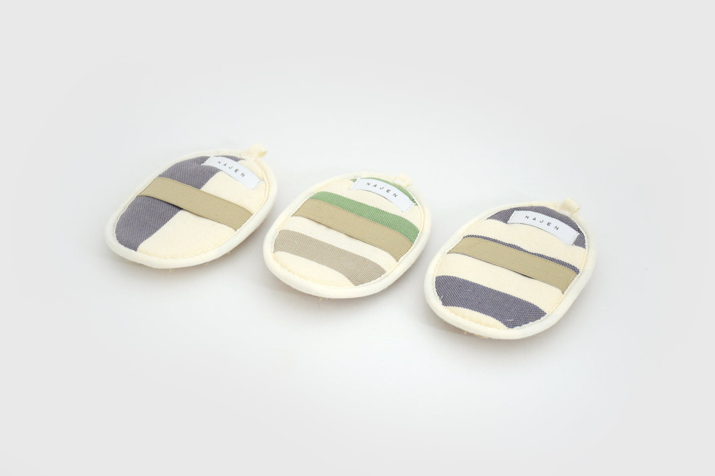 Gant Galet de Gommage Loofah – Upcyclé et Artisanal