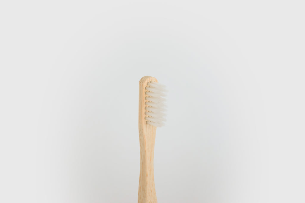 Brosse à dents en bois à l'unité, 4 coloris au choix