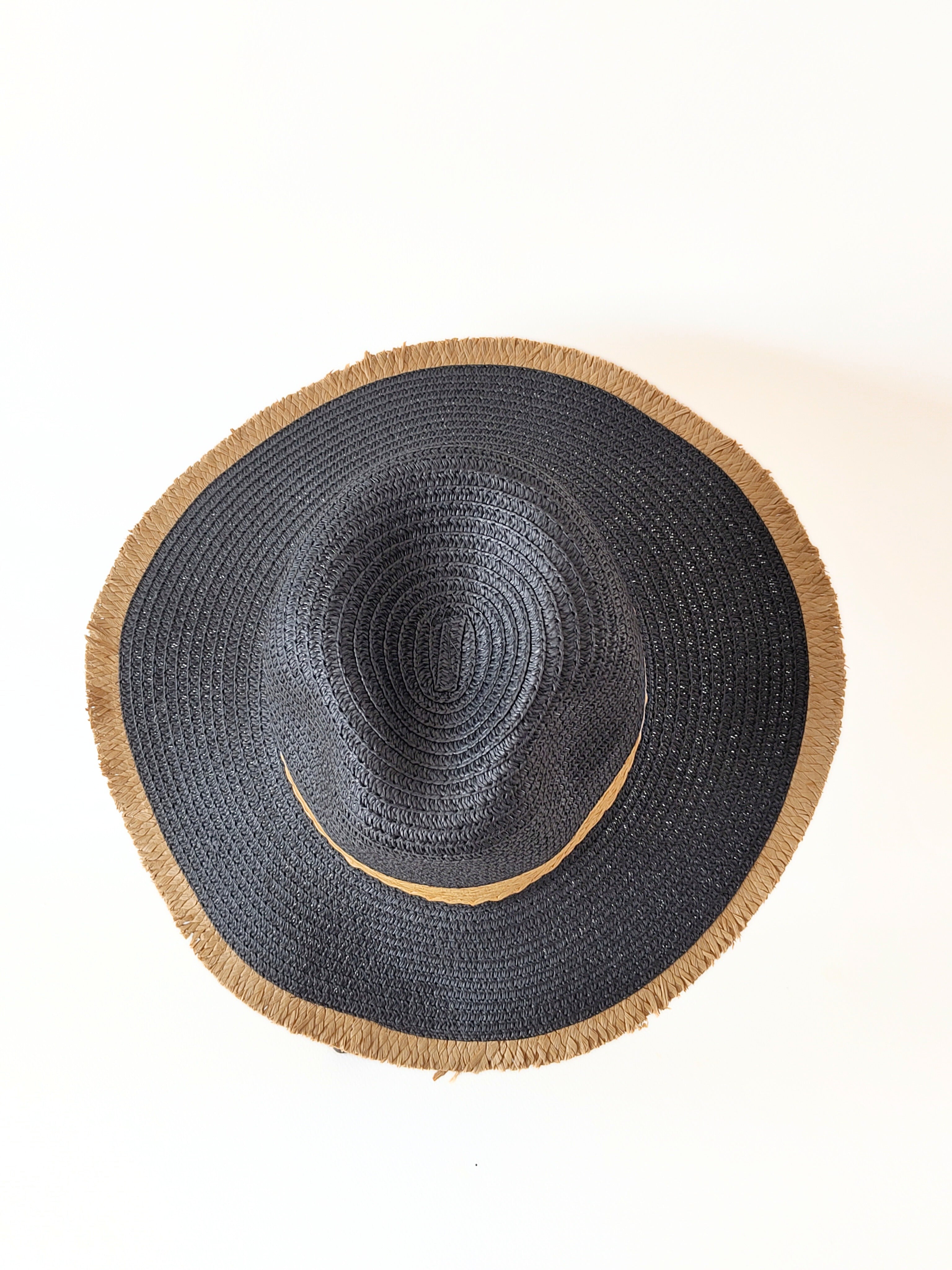 Chapeau en Paille – Noir