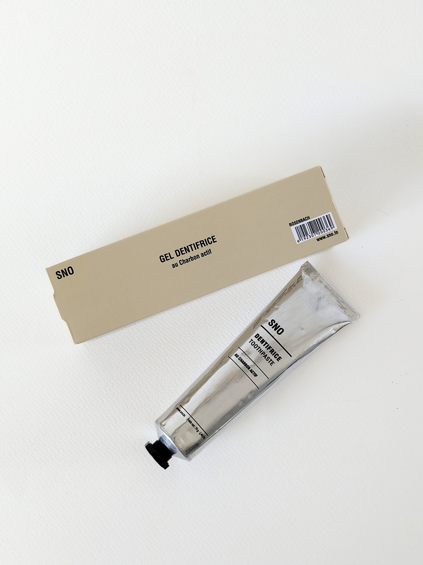 Gel Dentifrice au Charbon Actif – SNO – 70 ml