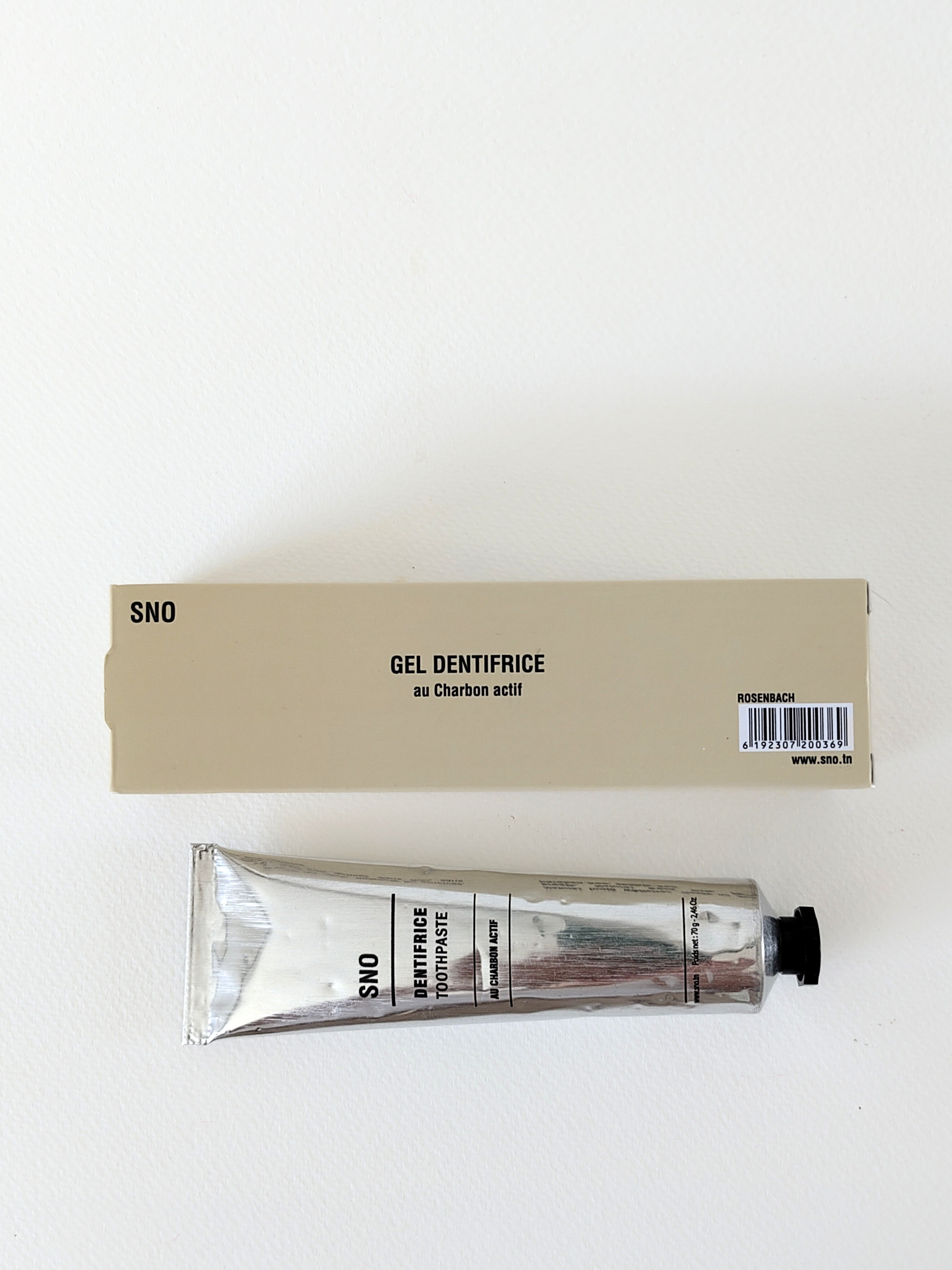 Gel Dentifrice au Charbon Actif – SNO – 70 ml