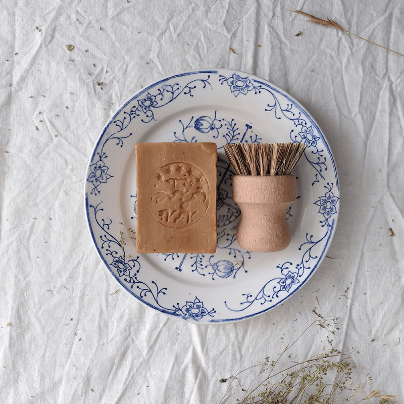 Brosse à chaudron et casserole