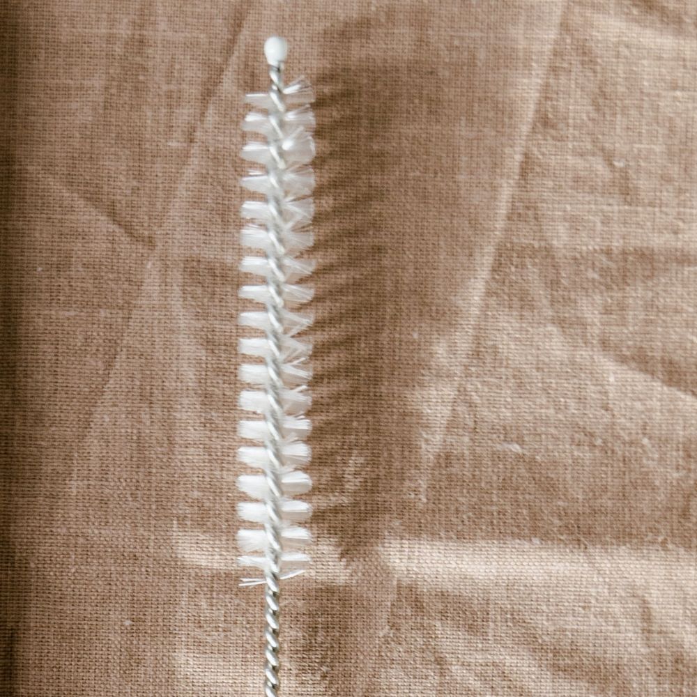 brossette pour l'entretien des pailles